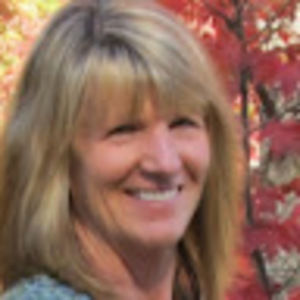 Meet your Posher, Lola